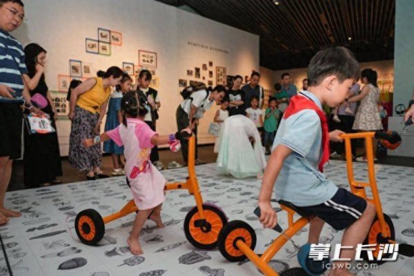 智赢策略 暑期少儿美术吸睛，超60万人次涌入美术馆赏玩